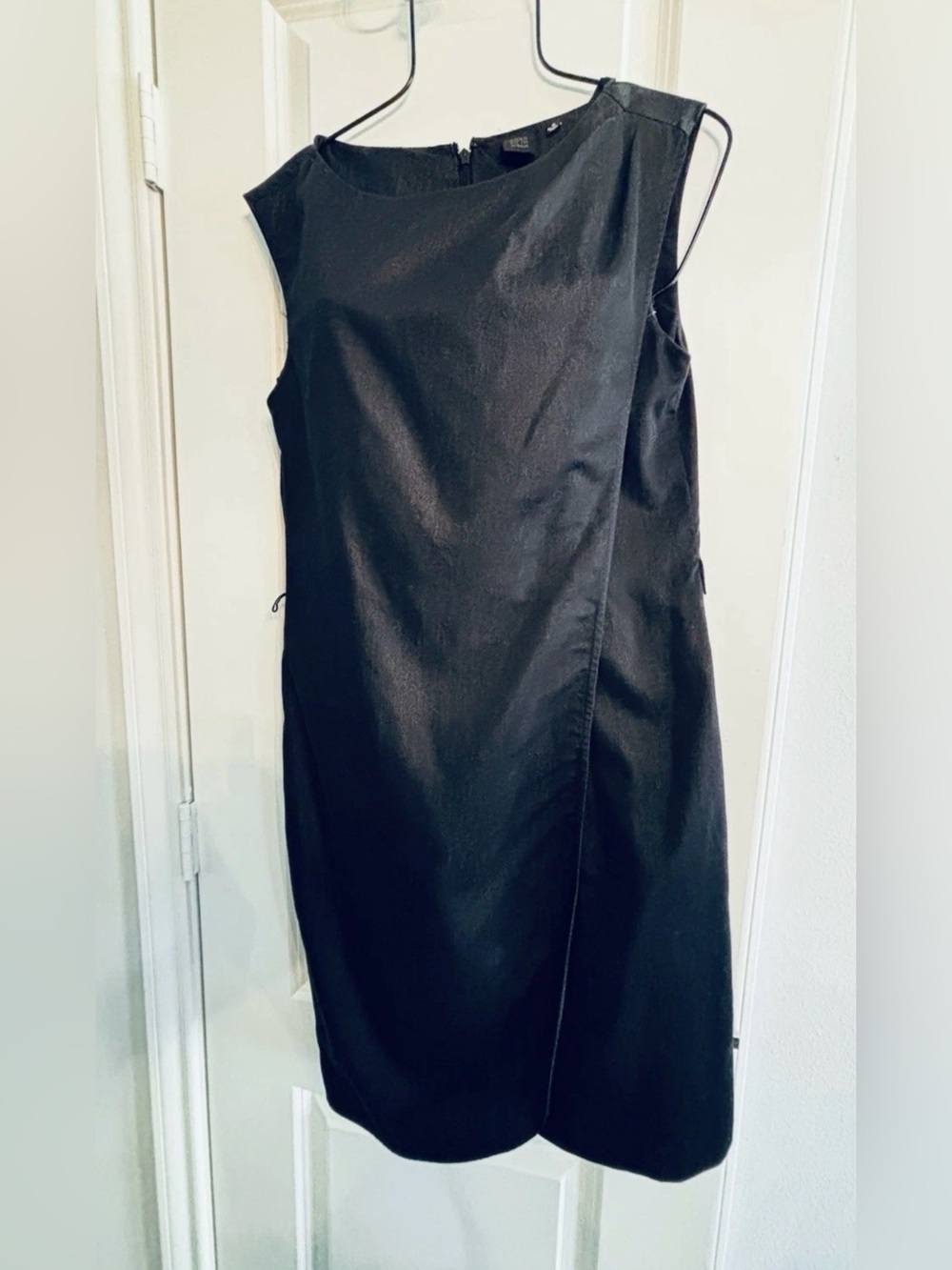 Saks Fifth Avenue Black Denim Sleeveless Sheath Dress, size 8